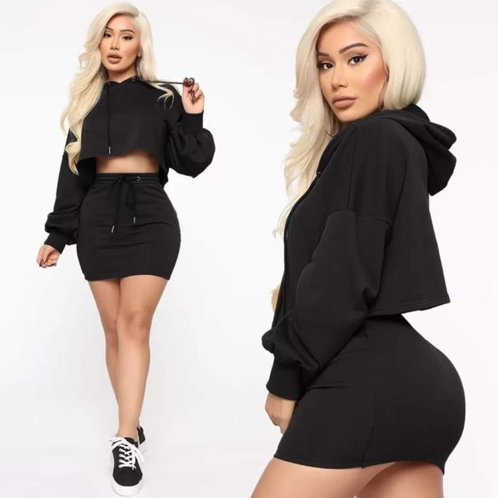🖤2 piece hoodie and mini skirt set🖤